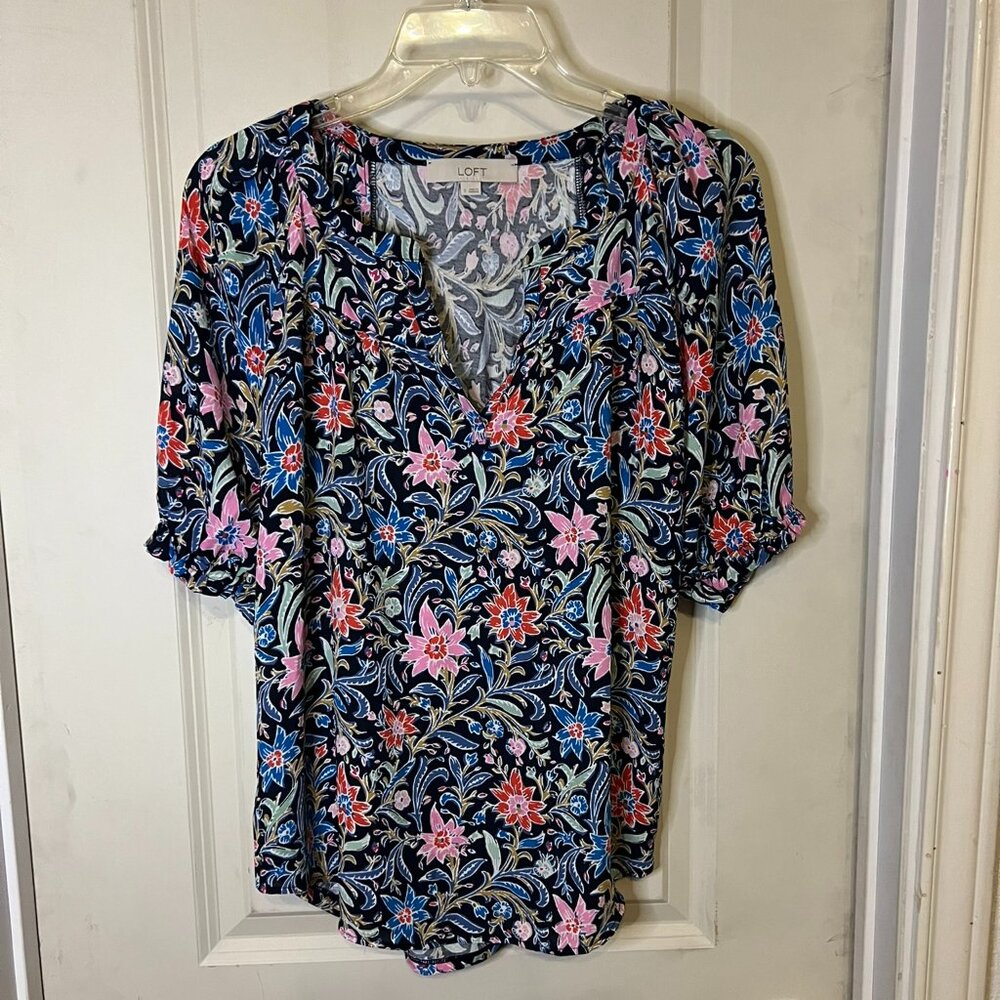 LOFT Women's V-neck Blouse, Size Small, Blue Floral Short Ruffle Sleeves